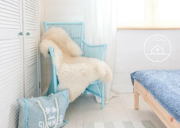 Pastelowe Nyaraló *